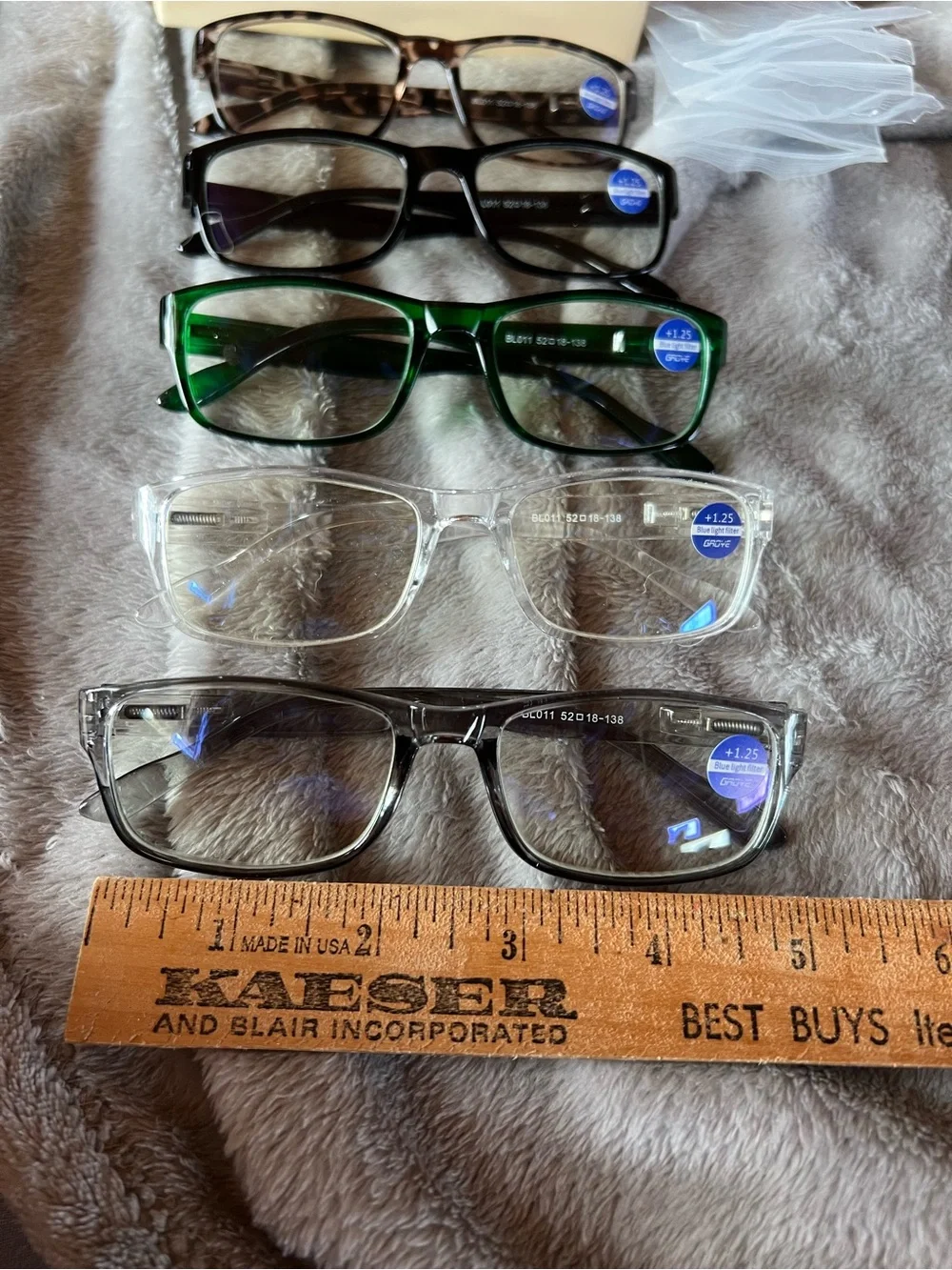 Gaoye 5 Pair of New Blue Light Filter, +1.25 Magnifying Glasses.
